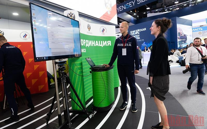 Nga đang tiếp tục đẩy mạnh phát triển khoa học-kỹ thuật. (Ảnh: Thanh Thể)