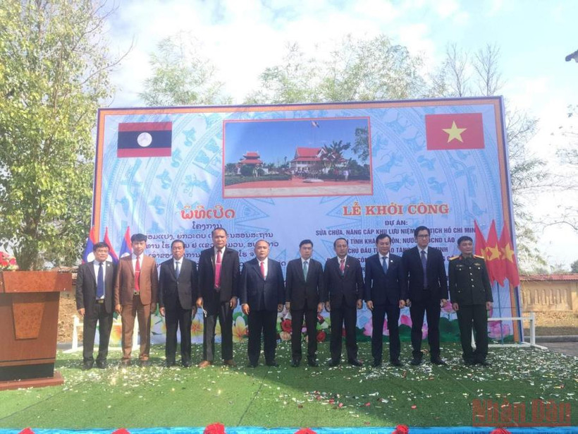 Các đại biểu tham dự buổi lễ. (Ảnh: Cộng tác viên)
