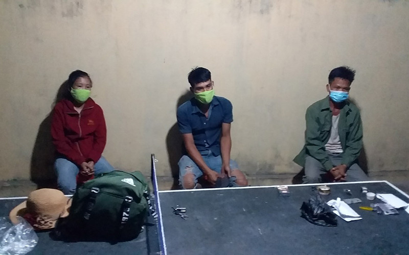 Phát hiện ba công dân vượt biên từ Lào về trái phép