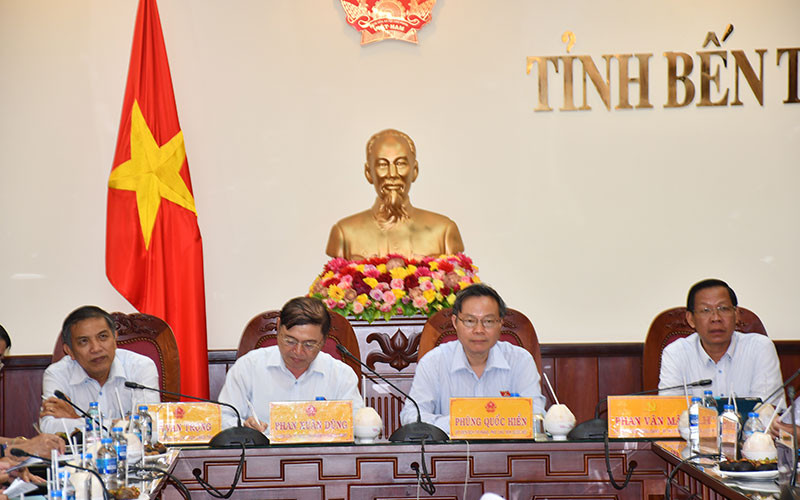 Đoàn công tác của QH làm việc với lãnh đạo tỉnh Bến Tre.