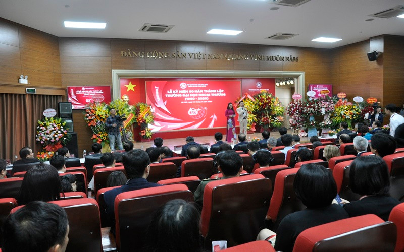 Quang cảnh buổi lễ kỷ niệm.