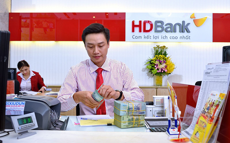 Đổi mới toàn diện, HDBank báo lãi 8.070 tỷ tăng 39%