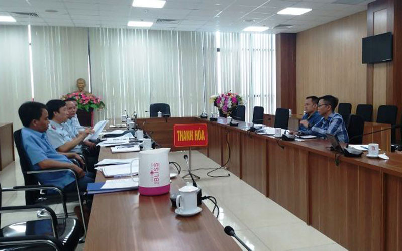 Đại diện Thanh tra Sở và các đơn vị chức năng làm việc với đại diện Tạp chí điện tử Sở hữu trí tuệ và sáng tạo. (Ảnh: Sở Thông tin và Truyền thông Thanh Hóa)