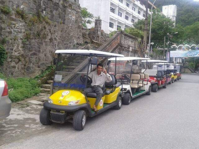 Nhiều xe điện của Hợp tác xã Tam Đảo Xanh chưa thể hoạt động.