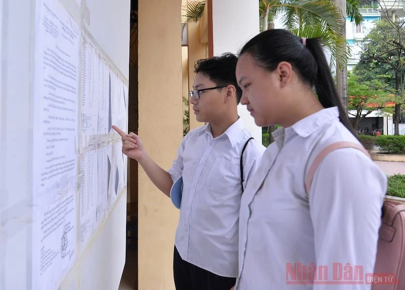 Thí sinh Kỳ thi vào lớp 10 của Hà Nội những năm học trước. Ảnh: THUỶ NGUYÊN