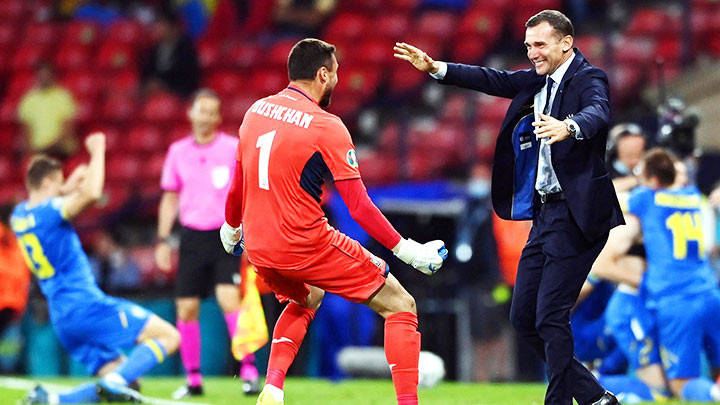 Sheva đang thành công trên cương vị HLV trưởng đội tuyển Ukraine.