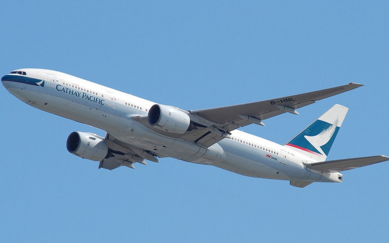 Máy bay B777 của Hãng hàng không Cathay Pacific. (Ảnh minh họa)