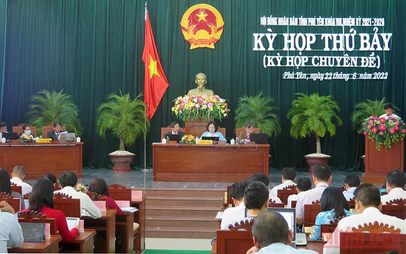 Quang cảnh kỳ họp.