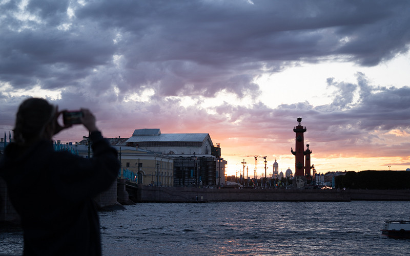 Đêm trắng ở Saint Petersburg