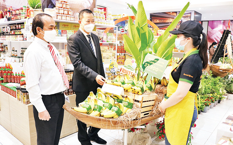 Thay đổi để thích ứng với “bình thường mới”