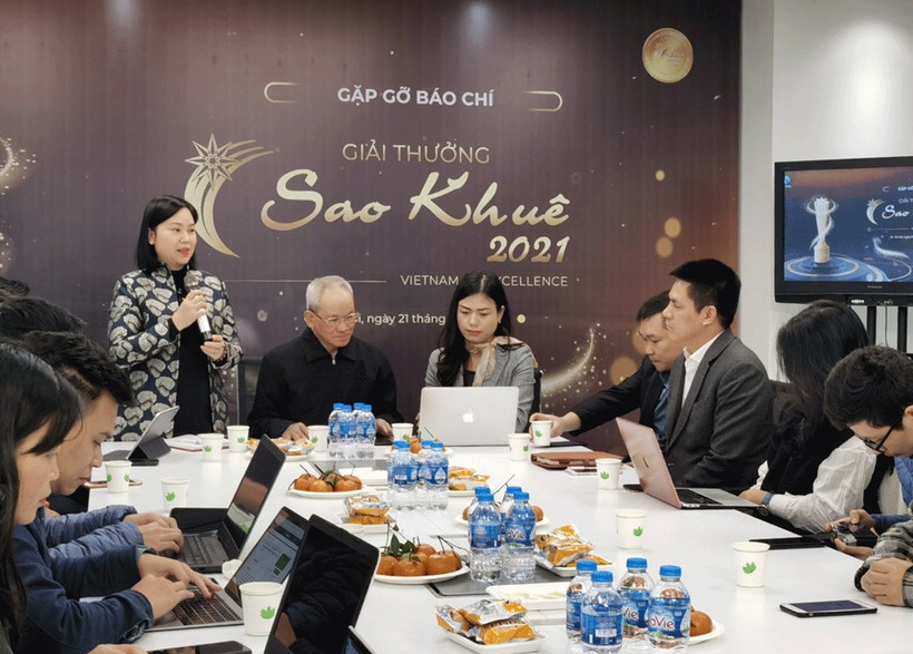 Họp báo phát động Giải thưởng Sao Khuê 2021.