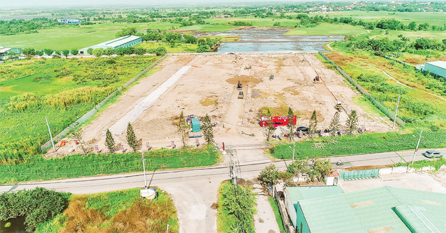 Quyết định số 60 về tách thửa đang làm khó người dân và doanh nghiệp. Trong ảnh: Một dự án tách thửa theo Quyết định số 60 tại xã Bình Mỹ, huyện Củ Chi.