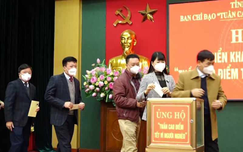 Các cơ quan, doanh nghiệp, nhà hảo tâm ủng hộ và đăng ký ủng hộ hơn 25 tỷ đồng giúp hộ nghèo, cận nghèo, người yếu thế tỉnh Thái Nguyên đón Tết Nhân Dần.