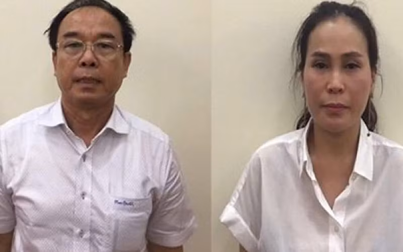 Bị cáo Nguyễn Thành Tài (trái) nhận mức án tám năm tù; bị cáo Thúy nhận mức án năm năm tù.