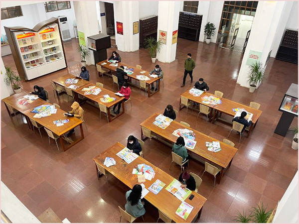 Khu vực trưng bày báo Xuân. (Ảnh: Thư viện quốc gia)