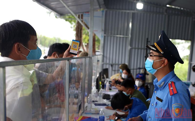 Đà Nẵng kiểm soát chặt người từ các địa phương khác đến/về thành phố.