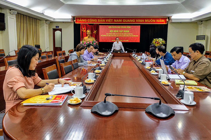 Toàn cảnh Hội nghị.