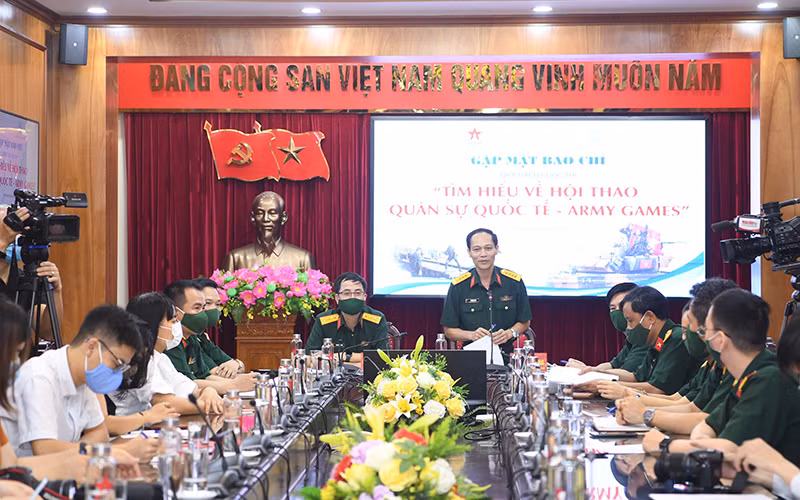 Đại tá Lê Ngọc Long, Phó Tổng Biên tập Báo Quân đội nhân dân thông tin về Cuộc thi.