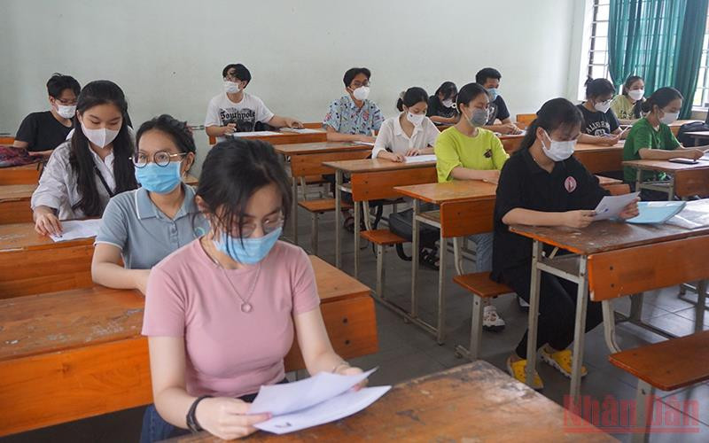 Các thí sinh dự thi kỳ thi tốt nghiệp trung học phổ thông năm 2021.