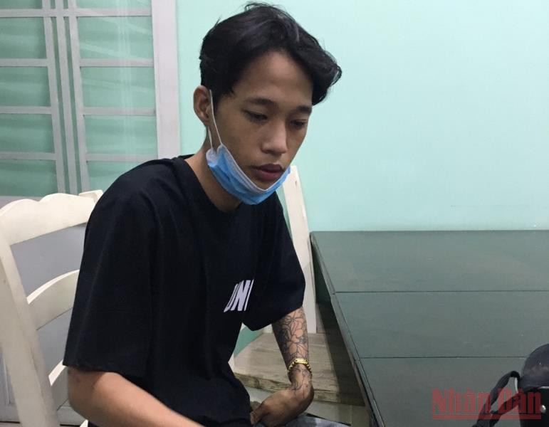 Đối tượng Nguyễn Chí Bình bị bắt giữ. 