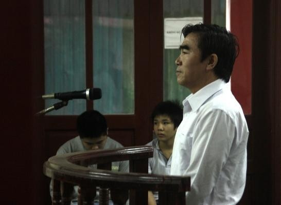 Đậu Xuân Duyên trước vành móng ngựa.