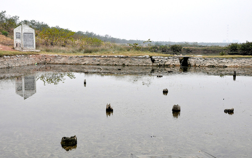 Di tích bãi cọc Yên Giang. Ảnh: Báo Quảng Ninh.