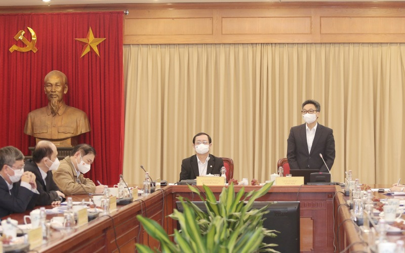 Phó Thủ tướng Vũ Đức Đam có buổi làm việc với các nhà khoa học đầu ngành để bàn giải pháp khoa học phòng, chống dịch Covid-19.
