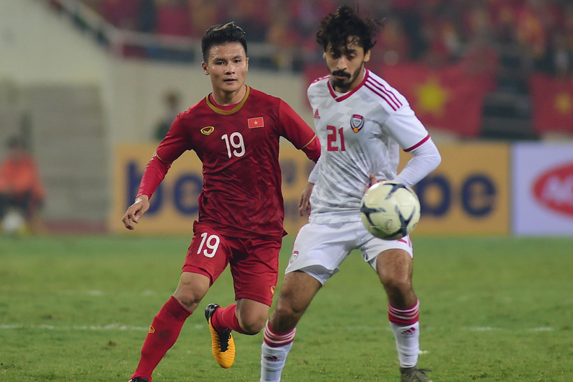 Ở trận lượt đi, Quang Hải cùng các đồng đội giành chiến thắng 1-0 trước UAE trên sân Mỹ Đình hồi năm 2019. (Ảnh: TRẦN HẢI)