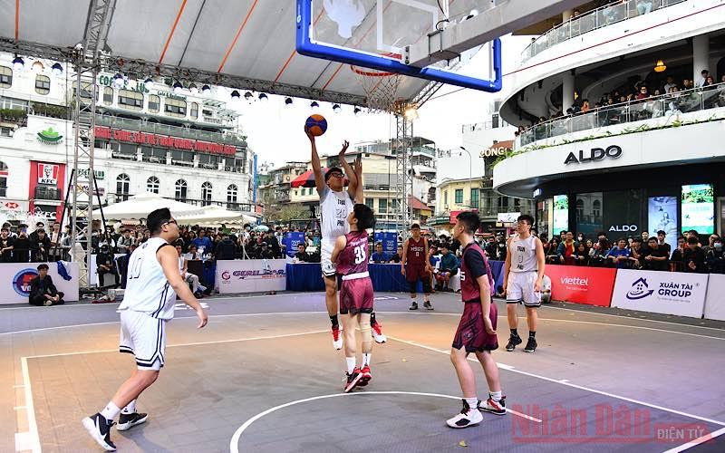 Các trận đấu tại BFH 3x3 diễn ra sôi nổi với nhiều tình huống bóng đẹp mắt của các vận động viên.