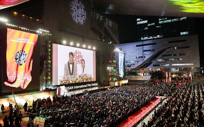 LHP Busan (Ảnh: Korea.net)