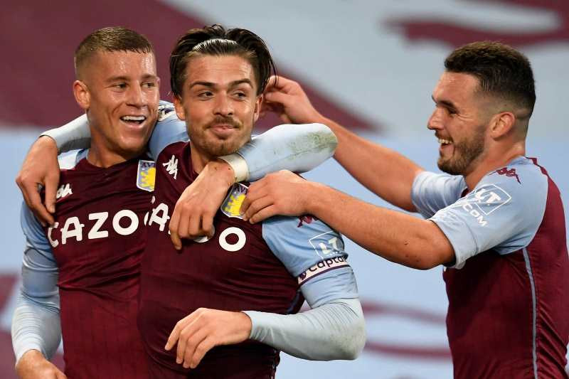 Các cầu thủ Aston Villa xuất sắc thắng Liverpool 7-2. 