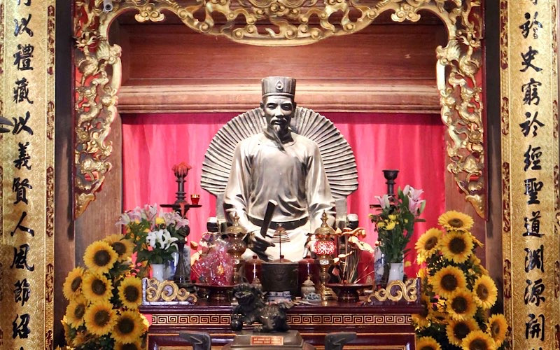 Tượng thầy Chu Văn An ở Văn Miếu - Quốc Tử Giám (Hà Nội). (Ảnh: nhandan.vn)