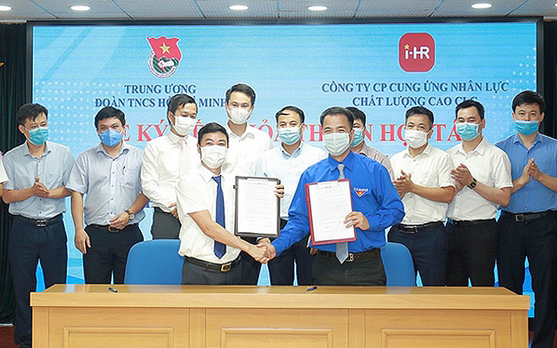 Ký kết thỏa thuận hợp tác, triển khai ứng dụng số i-HR.