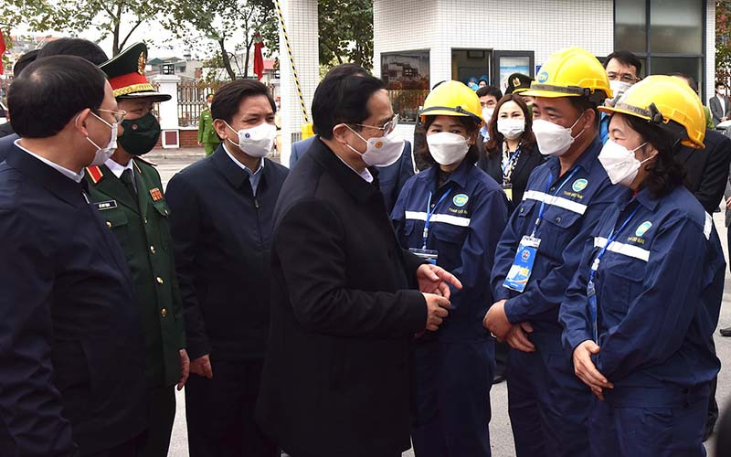 Thủ tướng Phạm Minh Chính chúc Tết cán bộ, công nhân, người lao động ngành Than tại Công ty cổ phần Than Đèo Nai thuộc Tập đoàn Công nghiệp Than-Khoáng sản Việt Nam.