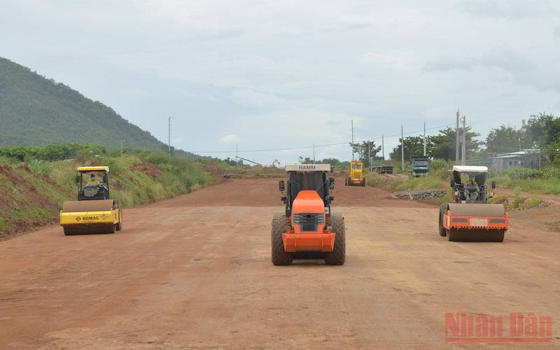 Thi công gói thầu XL04 đường cao tốc bắc nam, Dự án Vĩnh Hảo – Phan Thiết, đoạn qua xã Thuận Hòa, huyện Hàm Thuận Bắc, tỉnh Bình Thuận.