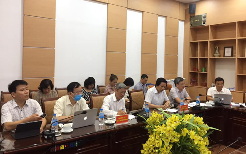 Các chuyên gia hội chẩn ngày 30-7.