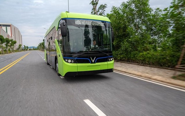 Xe buýt điện tại Hà Nội được đánh giá là khá hiện đại, tiện ích.