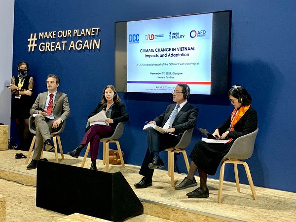 Giới thiệu "Báo cáo biến đổi khí hậu ở Việt Nam - tác động và thích ứng" tại COP26.
