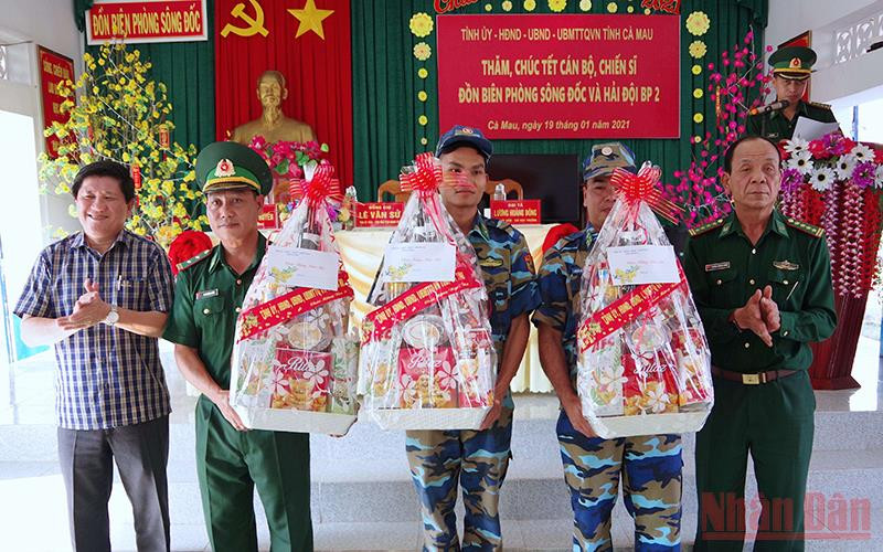 Do dịch bệnh, nhiều hoạt động thăm, tặng quà trực tiếp như Tết năm 2021 sẽ không diễn ra đại trà vào Tết 2022 ở Cà Mau. 