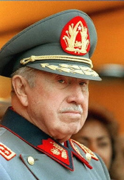 Cựu độc tài Pinochet qua đời