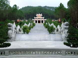 Hoàn thành Đền thờ vua Trần Nhân Tông tại Huế