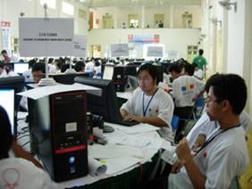 Quang cảnh cuộc thi sáng 25-11.