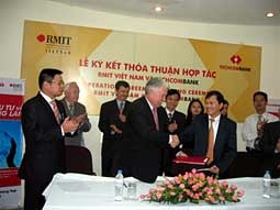 Sinh viên có thể vay tiền để theo học tại RMIT Việt Nam