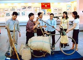Xe đạp thồ dùng trong Chiến dịch Điện Biên Phủ
trưng bày tại Bảo tàng Cách mạng Việt Nam.