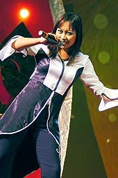 Trao giải Gala cười 2004: Một chút bất ngờ