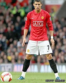 C. Ronaldo đoạt danh hiệu Cầu thủ xuất sắc nhất thế giới 2008