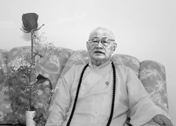 Hòa thượng Thích Thanh Chính.