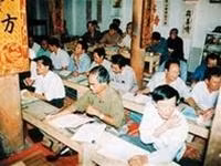 Một lớp học chữ Hán.