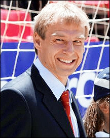 Klinsmann thay Voller?
