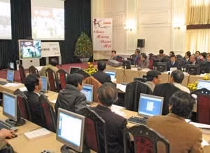 Quang cảnh hội nghị thi.